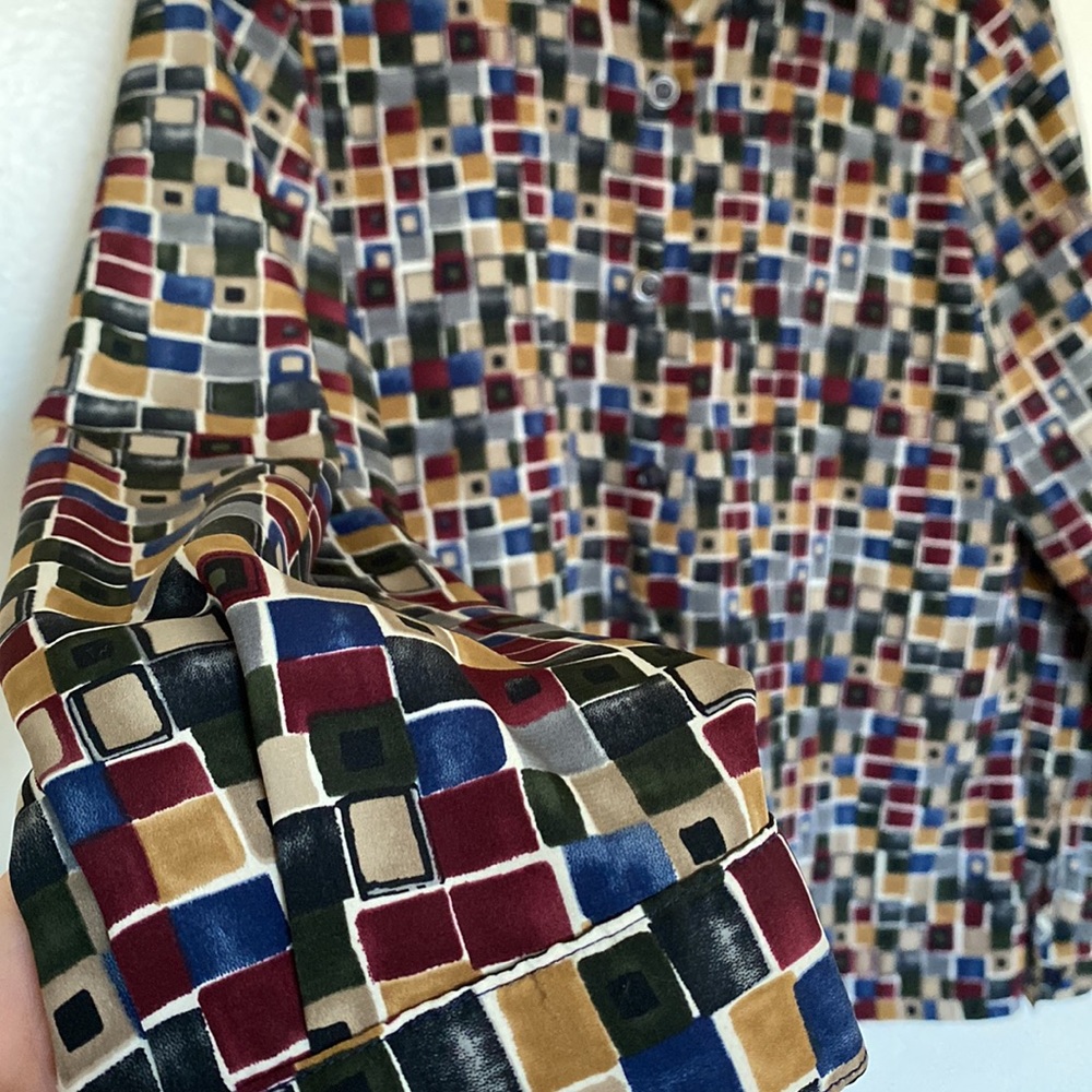 Square pattern button down - Picture 2 of 3